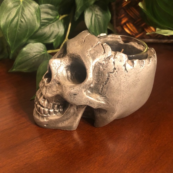 😁Skull T candle holder - Picture 3 of 5